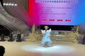 5岁的小依依，声音清脆悦耳，小小年纪，大大能量👍👍👍视频封面