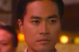 当年 #陈庭威是亚视最大牌的小生，一度被称为“亚视之子”，《胜者为王》中举手投足之间的魅力，至今很难有人超越视频封面