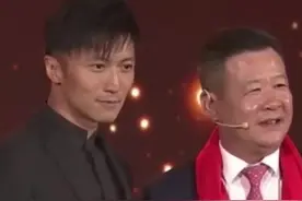 #谢霆锋谈国货崛起 #谢霆锋特步代言人变股东 #谢霆锋被问股票挣多少钱  视频封面