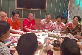 63年的兔，嘘岁60。有同龄的吗？刷到来一个视频封面