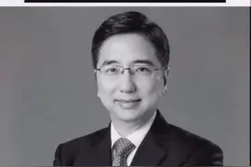 8月5日，上海电气公告，50岁的执行董事兼总裁黄瓯于5日不幸逝世。视频封面
