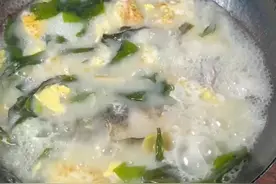 鲤鱼汤如何做才会白，今天我来帮你揭晓，认真看，其实并不难#美食生活家 #抖音美食创作人