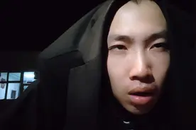 一直在想自己为什么没有女朋友呢，后来一反思，这样点自己