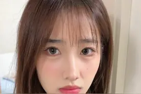 女朋友可真行，这世界杯是没法看了#世界杯 #情侣视频封面