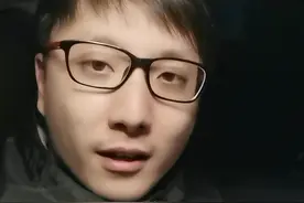非常不建议孩子大便干燥便秘去吃香蕉，可以吃火龙果，木耳，燕麦这三种典型的通便食物。#健康真相官 #医者名片视频封面