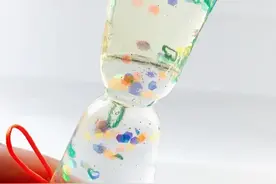 自制碎冰冰解压沙漏❤️手工柔软有弹性，解压又好看。