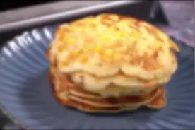 色泽诱人，制作简单！既能做主食又能做甜点的玉米烙！快学起来吧