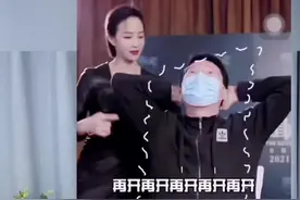 张钧甯长高秘诀大公开！弯腰驼背的姐妹们，每天五分钟，没想到结果是……#长高 #长高方法 #开肩 #圆肩驼背 #改善圆肩驼背 #体态纠正 #变美