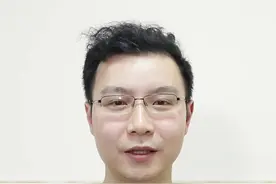 挤痘痘后发热#头痛 ，引发#脑膜炎 ，“危险三角区”要注意#四川视频封面