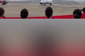 过水门！福州长乐国际机场以民航界最高礼遇，迎接福建医疗队凯旋！我们的英雄值得这样的礼遇！视频封面
