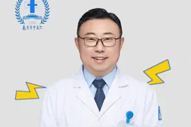 体质没有改善，她的睡眠也很难改善！#余波医生 #改善睡眠 #改善亚健康 #体质 #辨证论治 视频封面