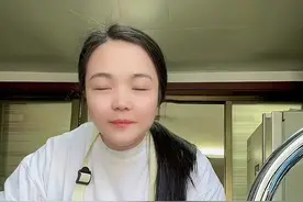 家人们！你们一直要的小酥肉教程来了！我一直记在心里！看看婆婆吃的可开心了！#婆媳生活#女人 #小酥肉 #现炸酥肉视频封面