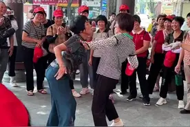 诸神黄昏之硬核大爷晨练，真是身怀绝技，深藏不露 #高手在民间视频封面
