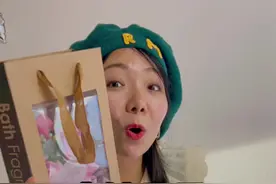 再聪明的小姨也有翻车的时候...😂
哈哈哈，给小姨的生日惊喜！😄#整蛊 #奇葩设计 #脑洞大开  视频封面