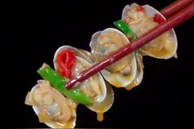 花甲教科式方法去泥沙，蒜蓉花甲简单做法#宅家抖出好食光 #跟着抖音学做菜 #花甲视频封面