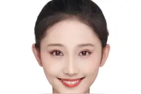 获得北京电影学院播音主持专业女生第1名的刘佳宁，2004.5.7出生于山东省临沂市，是山东省平邑第一中学的22届播音艺考生，身高171体重44KG#艺考 #艺考生 #播音主持 #北京电影学院