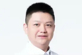 入睡抽动究竟是怎么了？#健康科普 #睡觉时猛抖一下究竟是什么原因 @抖音健康 视频封面