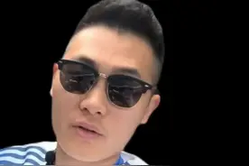 解读:皇马发C罗视频是#C罗回归皇马 前兆吗？其实转会与否，看1个细节就够啦！#dou来足球季 视频封面