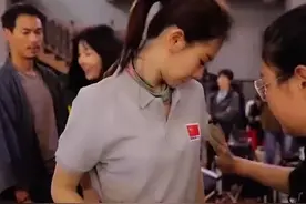当王嘉尔遇到韩语打招呼视频封面