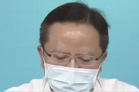 厦门累计排查出密接者1905人，次密接者2377人。视频封面