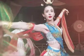 这一段谁不爱呀💗#敦煌飞天 #敦煌古典舞 #古装造型 #综艺 #娜扎视频封面