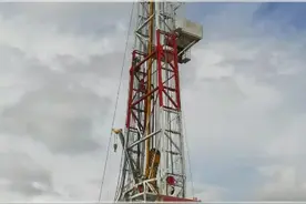 大庆底下又找到一个“大庆”，8月26日17点30分，绝对现场带您直击大庆油田古龙页岩油1205钻井队施工现场#正在直播 #中国石油#黑龙江创作者联盟#这里是大庆视频封面