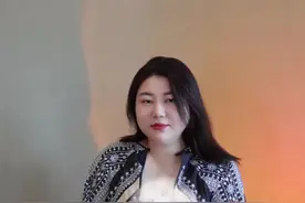 自我介绍 很普通or怕尴尬？分享3个小技巧，让别人快速记住你。#自我介绍 #社交 

视频封面