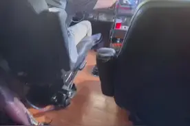来感受一下 2015款彼得比尔特的机械增压和引擎刹车的声音 纯纯硬道理#美国卡车司机 #第一视角 #海外生活 #汽车文化 #一人一车一世界视频封面