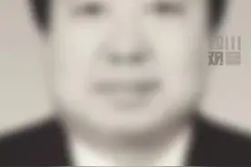 12月12日#包头市副市长王美斌从鄂尔多斯市伊金霍洛旗家中坠楼身亡。具体原因尚不明确。视频封面