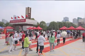 6月7日，2022年全国高考开考。江西省49.42万考生迈入考场视频封面