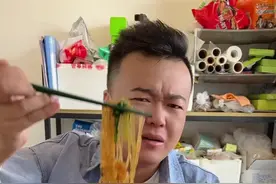 菠菜在家怎么做才能好吃又下饭视频封面