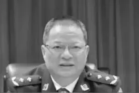 痛心！ 福州市副市长在工作岗位上突发疾病，不幸因公殉职。视频封面