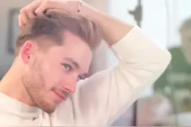 undercut 两侧打得很薄，头顶很厚重，用定型发品固定造型 #男士剪发 #行不行看发型 #新年造万象视频封面