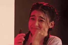 不得不说赵今麦台词功底真的优秀，这一大串的台词，赵今麦说出来都不带喘气的，“你刚才是怎么偷着换气的？”