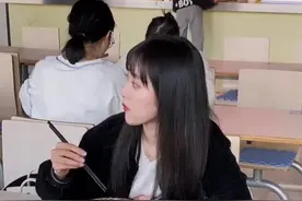 #校园 #学生时代 #学妹 看到最后，她有点朱茵当年的感觉视频封面