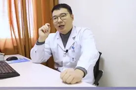 其实#安乃近 有很多副作用，为了我们的#身体健康 ，#发烧 尽量不要把它作为首选。@DOU+小助手视频封面