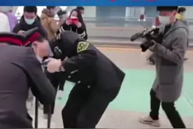 从郑州到武汉，医护高铁交警全力配合转运救命心脏 来源：人民日报视频封面