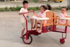 以前爸爸造车，没预留哥哥位置，现在加了一个位置给哥哥，爸妈希望你们长大后相亲相爱，实现你们人生中的真善美💕视频封面