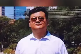 #25岁男子长相成熟常被误认为80后 男子：“我97年的！”视频封面