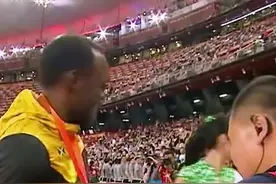 #博尔特 意外被摄影师撞到，摄影师当时心里在想什么，保险公司肯定瑟瑟发抖 #夺冠2021 #田径视频封面