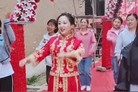 #最美新娘 #结婚那天 #烟火人间视频封面