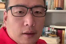 外国人看到冬奥开幕式由衷感慨，不服不行！#北京冬奥会开幕式 #这是属于中国人的浪漫 #北京冬奥会 视频封面