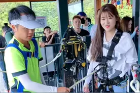 #33住在奥陶纪 小姐姐全程高能 答应我一定要看看完 #2021奥陶纪极限荡绳节 @DOU+小助手 视频封面