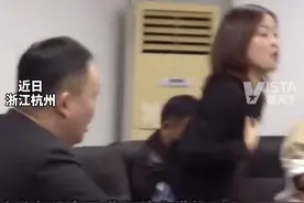 杭州一女孩殒命，#父母找公司索赔41万为弟弟买房 通过社交平台发现，女孩平时要给妈妈买新款手机，还要给爸爸钱视频封面