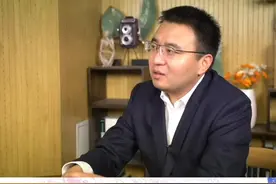 山东商河县80后博士县长王帅，为推广家乡特产模仿李佳琦走红...