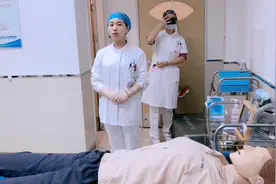 #医路有你 和大家一起来学习下电除颤仪的使用方法视频封面