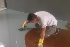 环氧自流平施工#自流平 #地坪漆 #地坪工程 #施工现场实拍视频封面