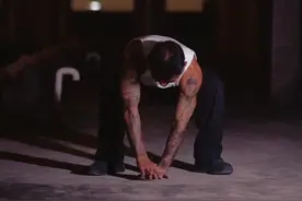 非常简单帅气的后拉 全舞种通用小技巧学起来吧#舞蹈教学 #基本功 #街舞教学 回复 @肖青天的评论