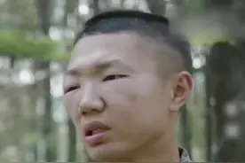 巡逻一趟，帅小伙变猪头；看了又想笑又想哭...#致敬军哥视频封面