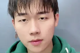 男生日常如何吹头发、看好了#男生吹头发技巧#男生造型教程#男士发型 #男生造型@DOU+小助手视频封面